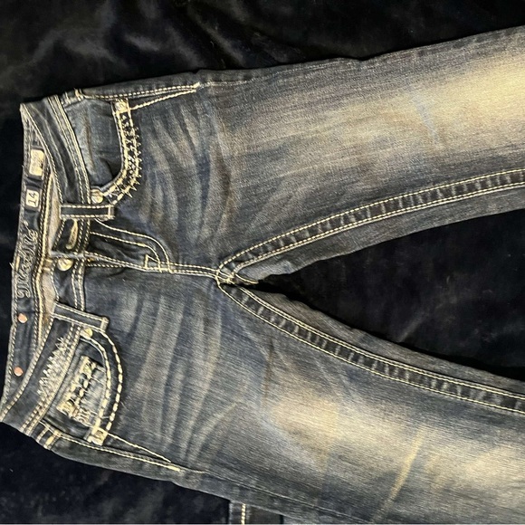 Miss me jeans size 14 in woman’s/kids boot cut used once , like new !. - Picture 2 of 3
